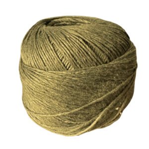 Ovillo de hilo de bambú M Casasol en color kaki intenso
