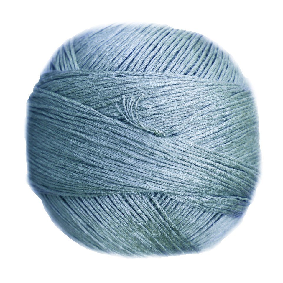 Ovillo de hilo de bambú L Casasol en color celeste pastel