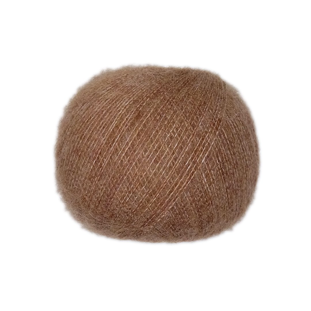 Ovillo de hilo Mohair Casasol en color marrón